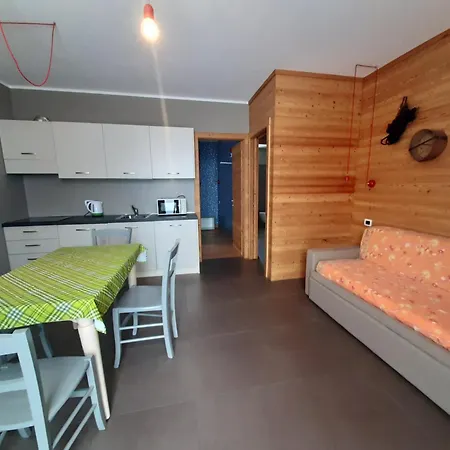 Cronox Vinecc Aparthotel