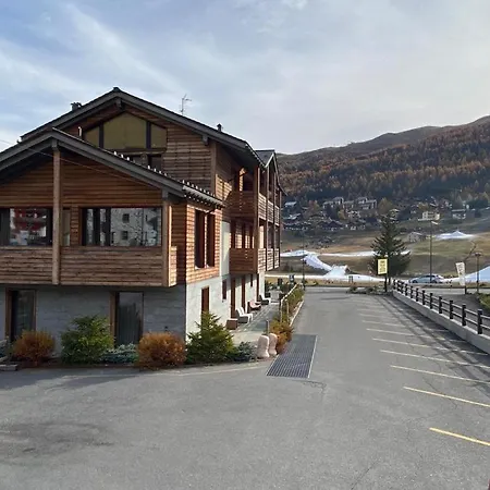 Cronox Vinecc 3* Livigno