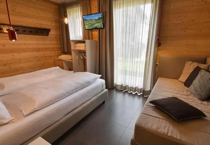 Cronox Vinecc Lägenhetshotell 3*
